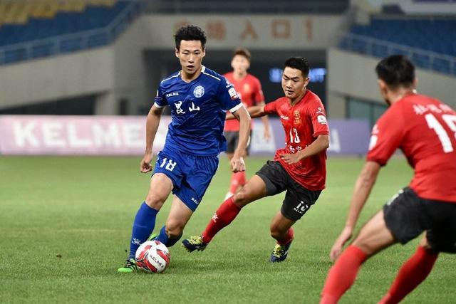 德累斯顿俱乐部禁止球迷和博主在主场内录制视频
