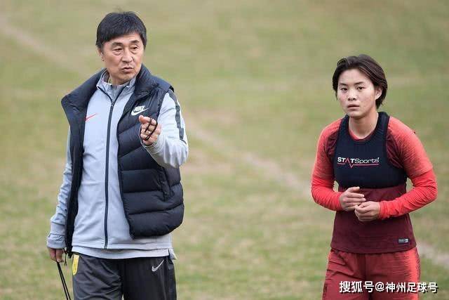 朱女士揭露唐某某婚前美好与婚后变化的真相
